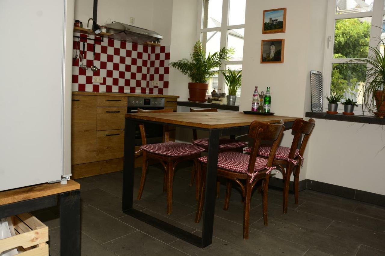 Stiftsherrenhaus Appartement Münstermaifeld Buitenkant foto